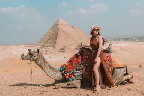 Excursão de dia inteiro saindo de Hurghada para visitar o Cairo e Giza de avião
