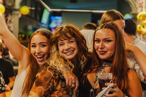 Portimão Pub Crawl : 6 Getränke, lustige Spiele & VIP Club Eintritt