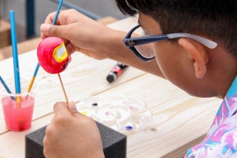 Mini Daruma Painting Experience Near Mt Fuji