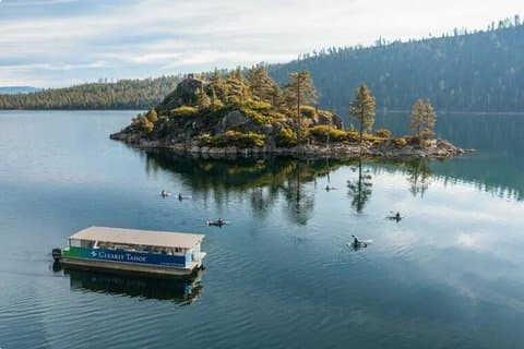 Emerald Bay Clear Aventura en kayak