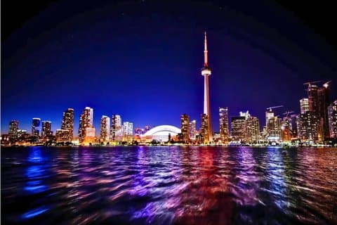 Toronto Private Sightseeing Tour with CN Tower
