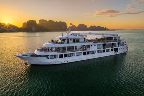 Bai Tu Long Bay 2-daagse cruise van 1 nacht