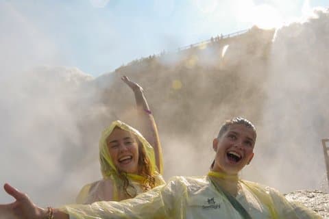 Niagara Falls USA natt tur og Cave of the Winds med fyrverkeri