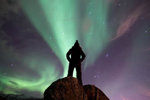 Tromsø Nordlichtjagd mit professionellem Fotografen auf Deutsch