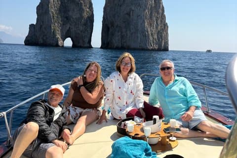 Capri Private Ganztagestour von Positano - Motorboot 28ft