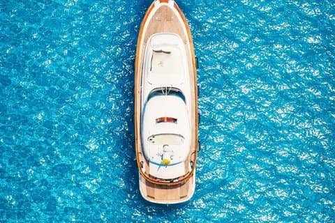 Excursion d'une journée à partir de Villasimius sur le Mattia II Yacht Charter