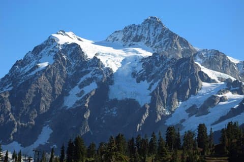 Full Day Mount Baker and North Cascades Shared Tour