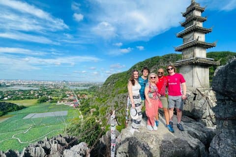 Hoa Lu Capital - Trang An och Mua Cave 1 dagstur