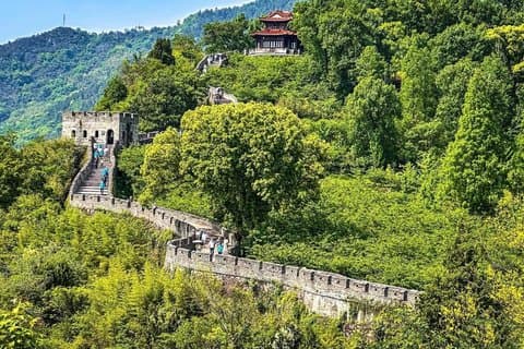 Excursión de un día a la Gran Muralla de Jiangnan en tren bala