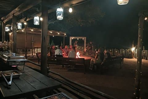 Cosas que hacer cerca de Sunset Drive and Bush Braai