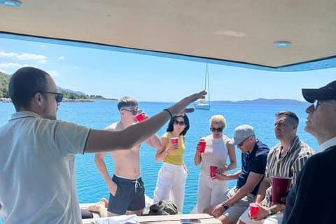 Tour de barco de luxo da Ilha Zadar 3 com snorkeling e natação