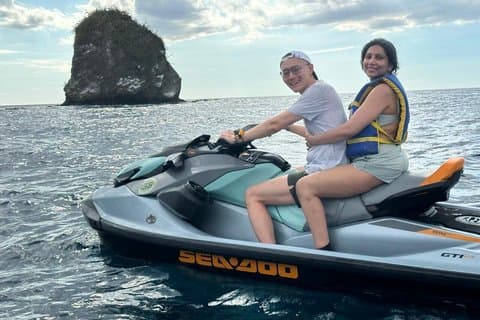 コスタリカのプライベートパパガヨジェットスキーツアー