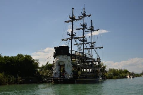 Side Manavgat Tour with Waterfall Bazaar Lunch and Hotel Transfer