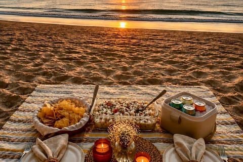 Sunset Hike & Beach Picnic