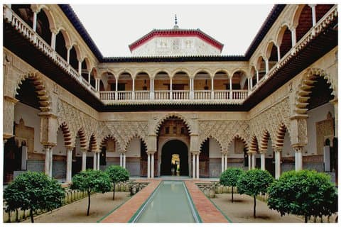 Private Seville Alcazar and Cathedral Excursion from Cádiz