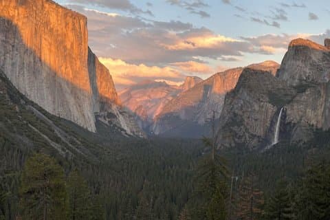 Découvrez le parc national de Yosemite : une visite autonome
