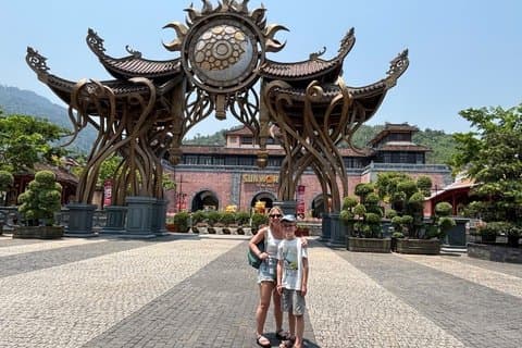 Da Nang City Tour med privatbil – Besøk 3 største attraksjoner