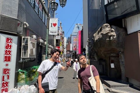 歌舞伎町風俗街お笑い散歩ツアー