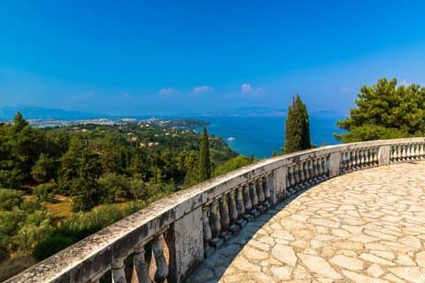 Royal Corfu Private Shore Tour: Achillion, Paleokastritsa & Town