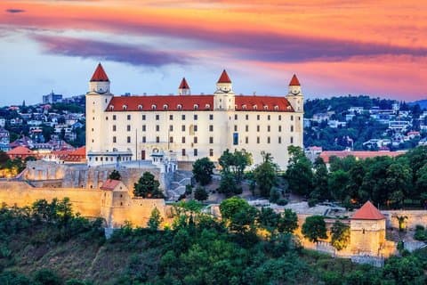 Bratislava som en lokalbo : Privat dolda pärlor och slottsvandring