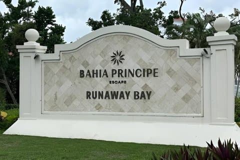 Bahia Principe Luxe et Grand Aéroport Transfert de Montego Bay