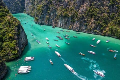 Phuket : Phi Phi Islands, Maya Bay og Khai Island med Speedboat
