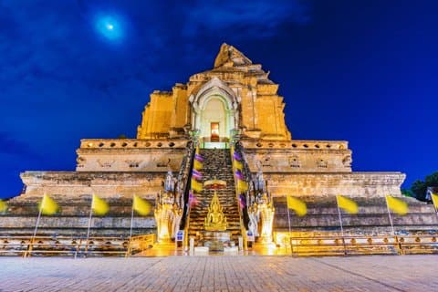 Pontos de interesse noturnos de Chiang Mai e Market EV Tram Experience