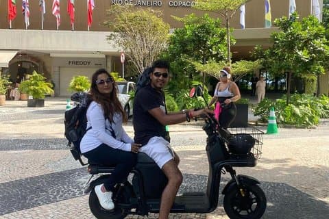 Scooter tour by Copacabana and Ipanema and Leblon
