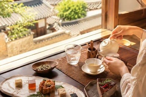 Seúl Decodificado : Ceremonia y Postre del Té Coreano, Bukchon Hanok