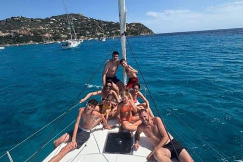 Ecologisch zeilen in Villasimius voor een groep met een typische proeverij.