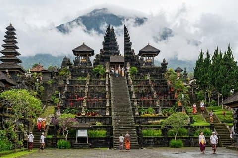 Bali åndelige trekant: Besakih, vulkan og hellige våren templer