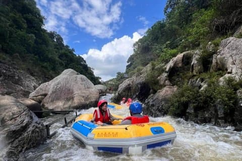 Guangzhou to Huangteng Gorge Rafting SkyWalk Cable Day Trip