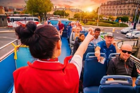 Dublin Live geführte Bustour am Abend