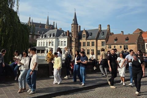Privat lyxresa från Amsterdam till Brygge med flexibel retur