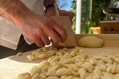 Cursos de culinária ao ar livre em Polignano a Mare