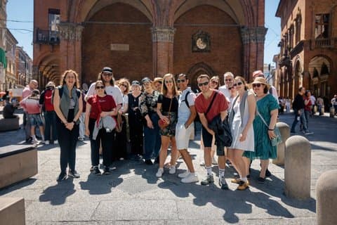 Bologna Walking Tour : Entdecken Sie Top-Sehenswürdigkeiten & versteckte Juwelen