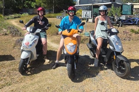 Självguidad Agnes till 1770 Scooter uthyrning