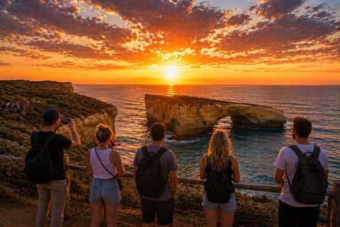 Great Ocean Road Discovery Tour-12 Apostles & Golden Hour Wonders