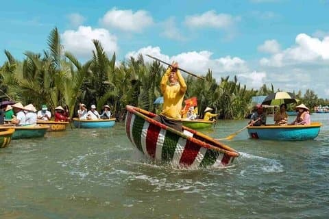 Scopri Hoi An Cam Thanh Village Eco Tour e Mio Figlio Holyland