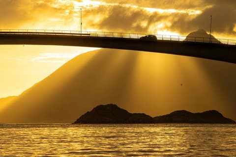 Midnight Light Tour vanuit Henningsvær