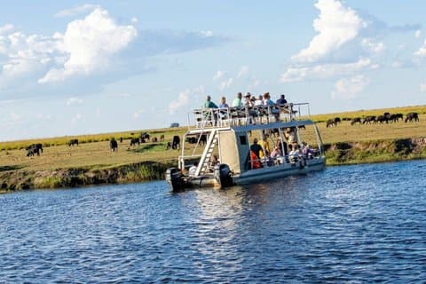 3 - Giorno Chobe Safari Adventure - Crociera in barca e Game Drive