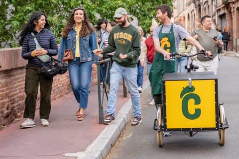 Tasting of local wines and cheeses in Toulouse 100% outdoors