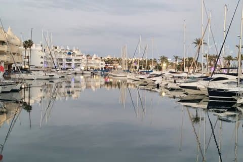 Puerto Marina Chasse au trésor et visite à pied