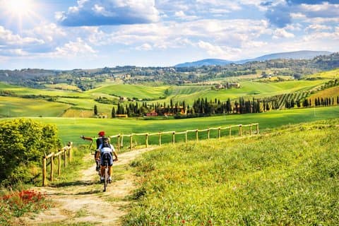 Full-Day E-Bike Rental in San Gimignano
