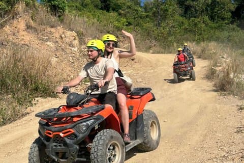 Tour della giungla e delle cascate di Koh Samui