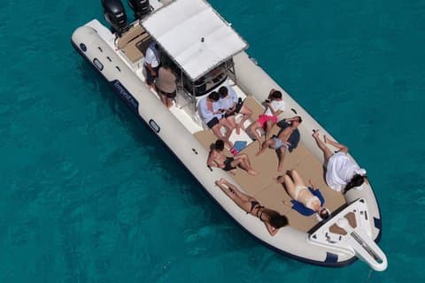 Private Tour Egadi Favignana and Levanzo with Lunch and Aperitif
