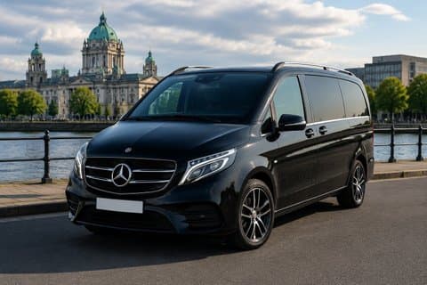 Privat transfer fra Belfast til Dublin med luksus minivan