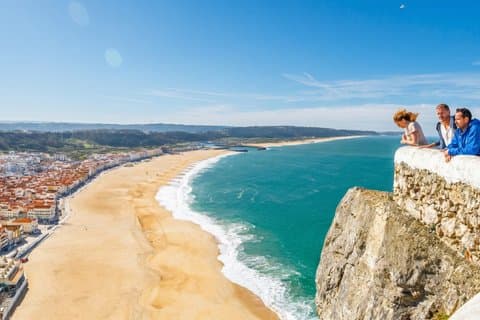 Excursion d'une journée en petit groupe à Fátima, Nazaré et Óbidos au départ de Lisbonne