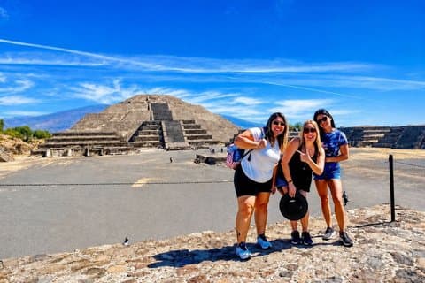 Private Tour in Teotihuacan with Anthropology Museum