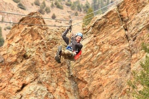 Buena Vista Mountaintop Ziplining äventyr i Colorado